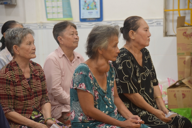 Death Anniversary of late Buddhist Dieu Nguyet at Minh Chat ashram