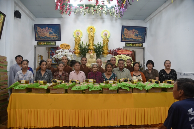 Death Anniversary of late Buddhist Dieu Nguyet at Minh Chat ashram
