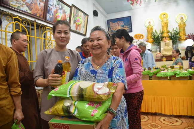 Death Anniversary of late Buddhist Dieu Nguyet at Minh Chat ashram