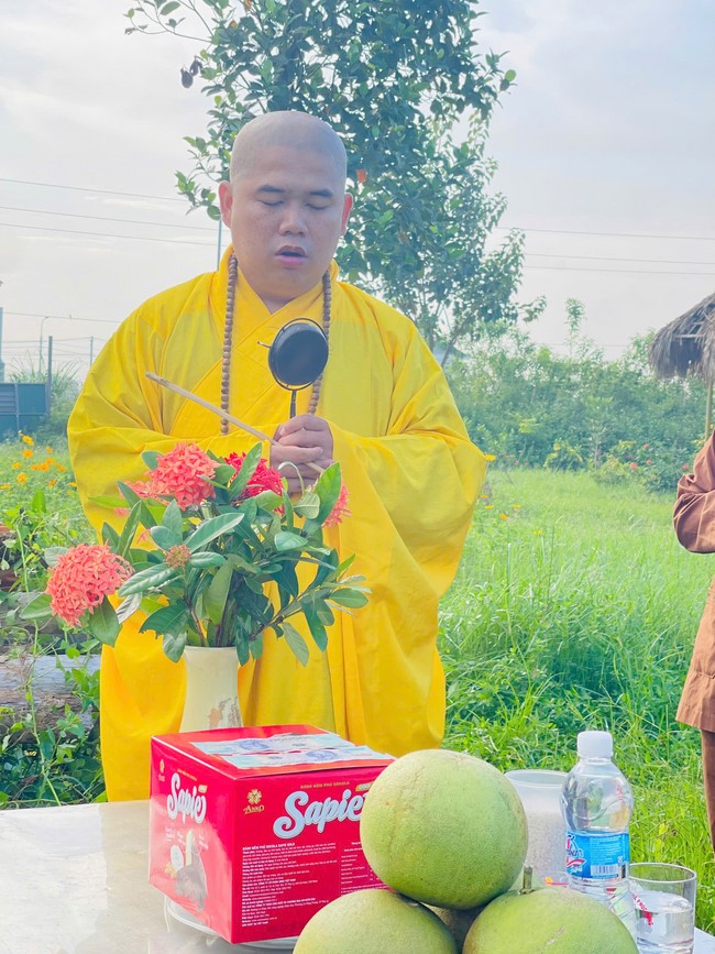One - Day Practice at Dong Cao pagoda, Thanh Hoa