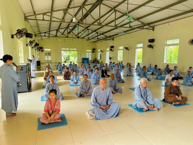 One - Day Practice at Dong Cao pagoda, Thanh Hoa