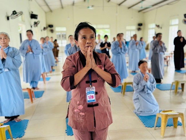 One - Day Practice at Dong Cao pagoda, Thanh Hoa