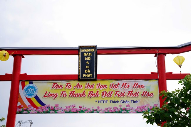 One - Day Practice at Dong Cao pagoda, Thanh Hoa