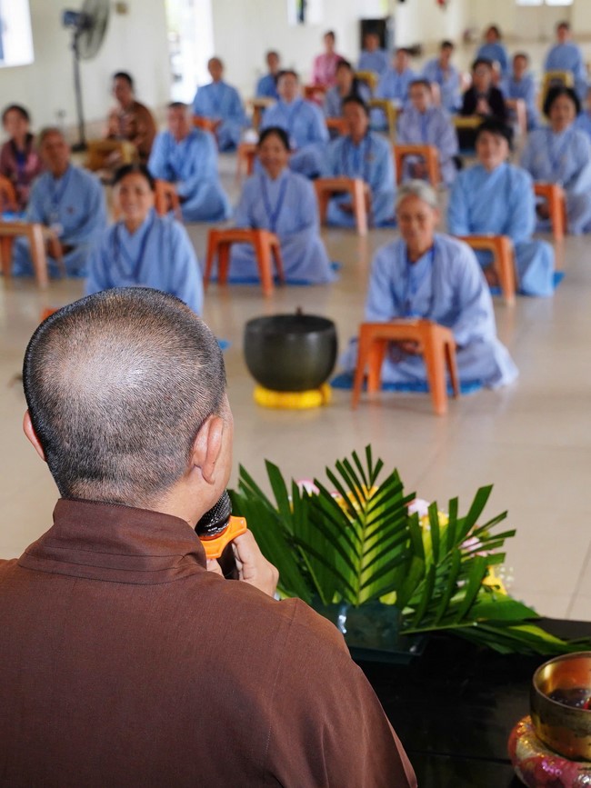 One - Day Practice at Dong Cao pagoda, Thanh Hoa