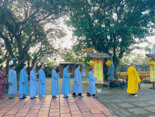 One - Day Practice at Dong Cao pagoda, Thanh Hoa