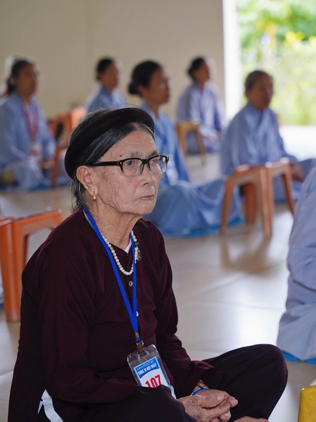One - Day Practice at Dong Cao pagoda, Thanh Hoa