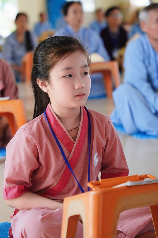 One - Day Practice at Dong Cao pagoda, Thanh Hoa