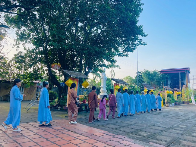 One - Day Practice at Dong Cao pagoda, Thanh Hoa