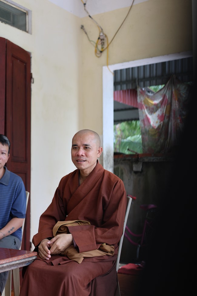 Disaster relief in Thanh Hoa province in the pagoda's Charity activities