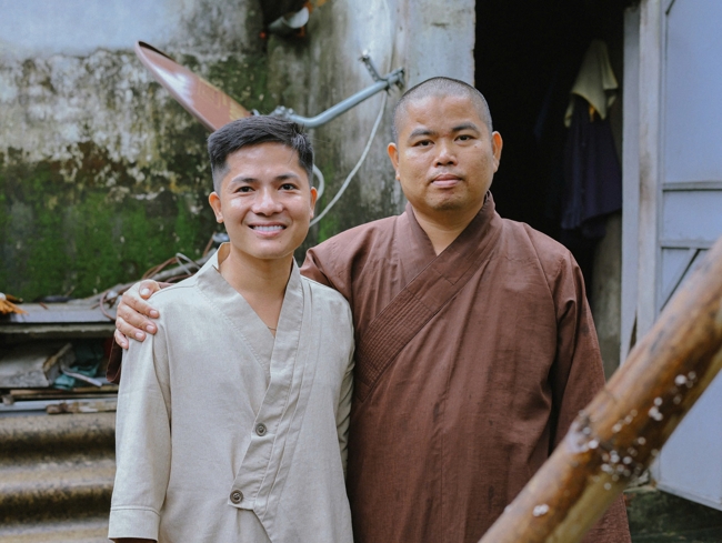 Disaster relief in Nghe An province in the pagoda's charity activities