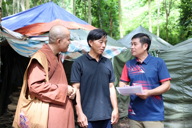Disaster relief in Nghe An province in the pagoda's charity activities