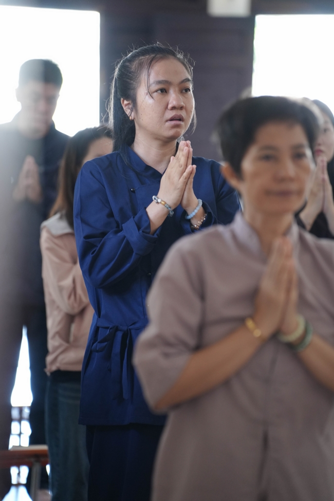 Phóng sinh tại bến phà Bình Mỹ