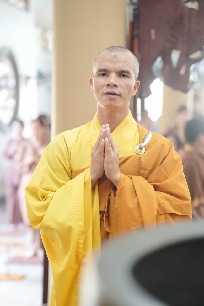 Phóng sinh tại bến phà Bình Mỹ