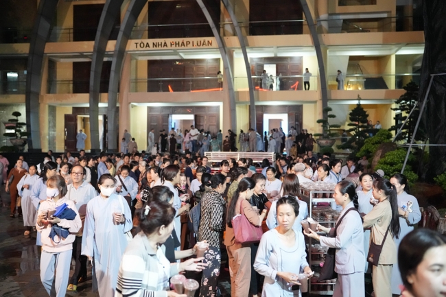 Lễ sám hối 14/08 Ất Tỵ