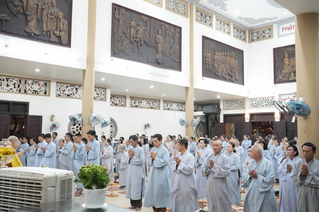 Lễ sám hối 14/08 Ất Tỵ