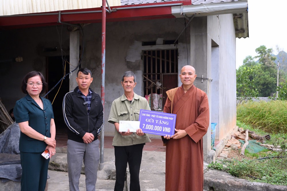 Disaster relief in Lang Son province in the pagoda's charity activities (Part 1)