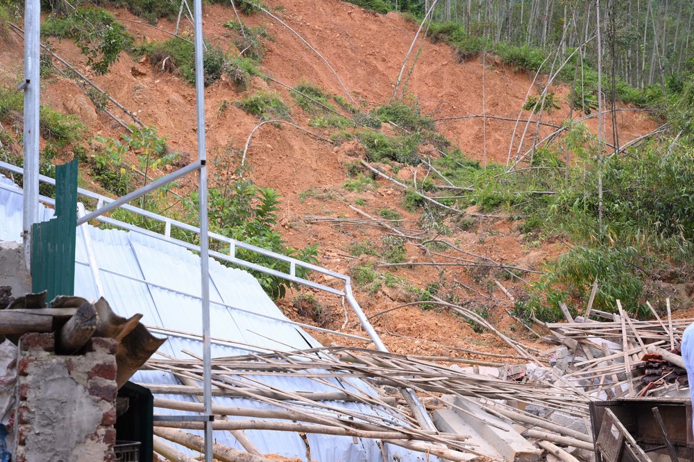 Disaster relief in Lang Son province in the pagoda's charity activities (Part 1)