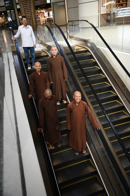 Visit to Cambodia Hoằng Pháp Pagoda