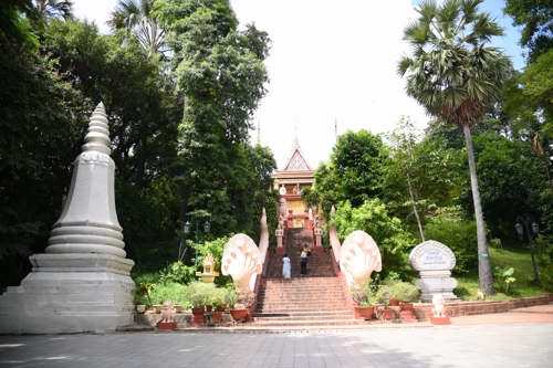 Visit to Cambodia Hoằng Pháp Pagoda