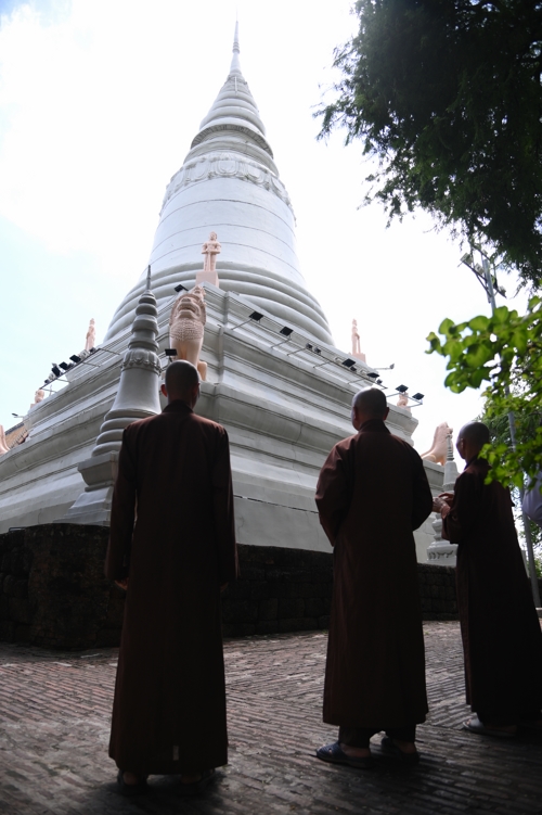 Visit to Cambodia Hoằng Pháp Pagoda
