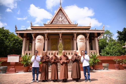 Visit to Cambodia Hoằng Pháp Pagoda