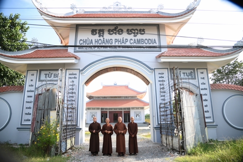 Visit to Cambodia Hoằng Pháp Pagoda