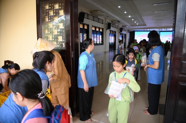 Khoá tu thiếu nhi “Em về bên Phật” Lần thứ 69