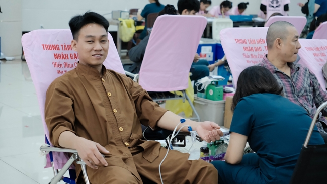 Humanitarian Blood Donation