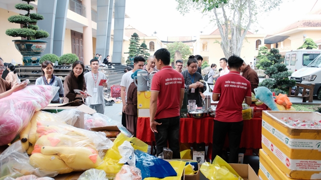 Humanitarian Blood Donation