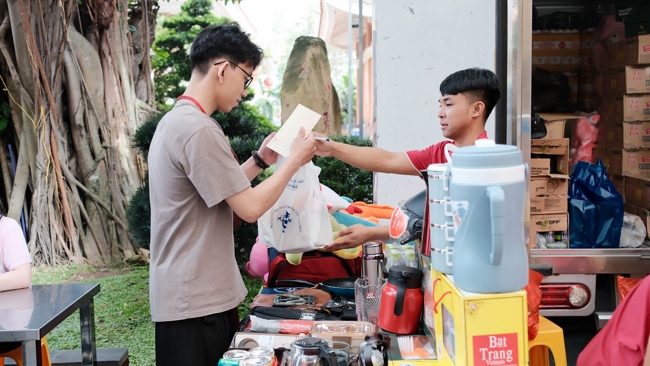 Humanitarian Blood Donation