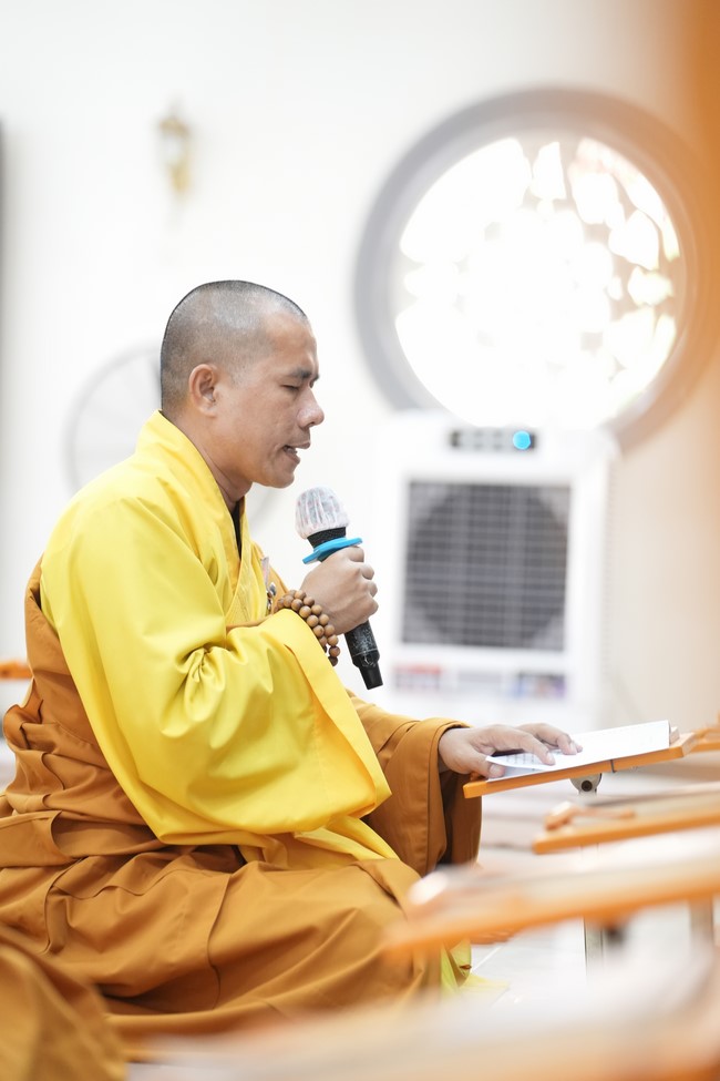 Freeing of creatures at Binh My ferry