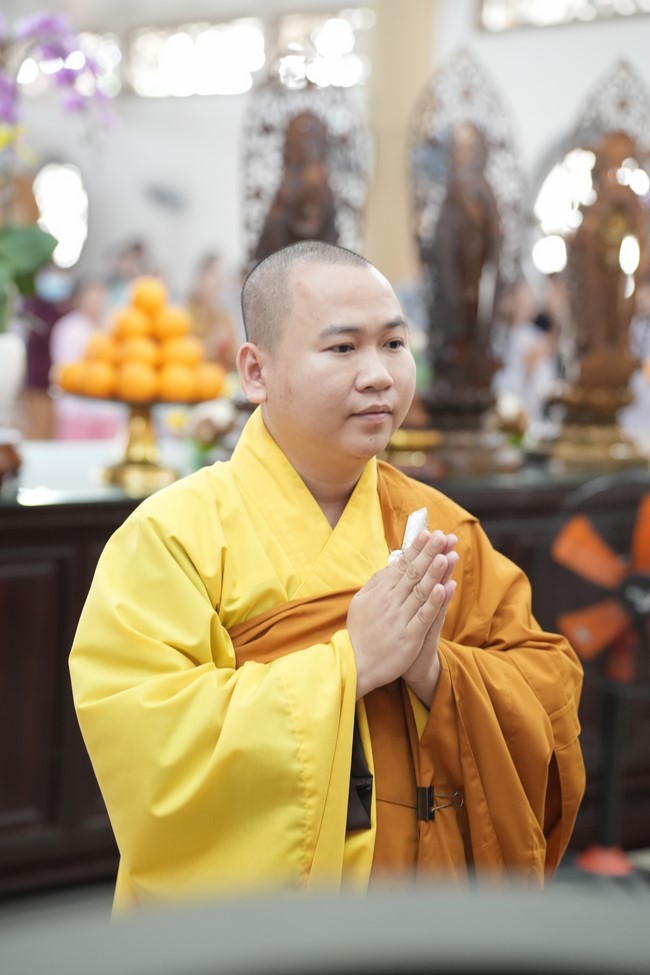Freeing of creatures at Binh My ferry