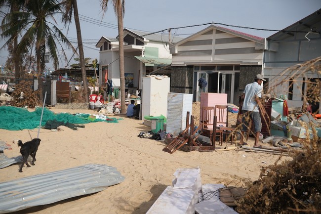 Từ thiện: Cứu trợ sau bão lũ tại tỉnh Gia Lai (tỉnh Bình Định cũ)