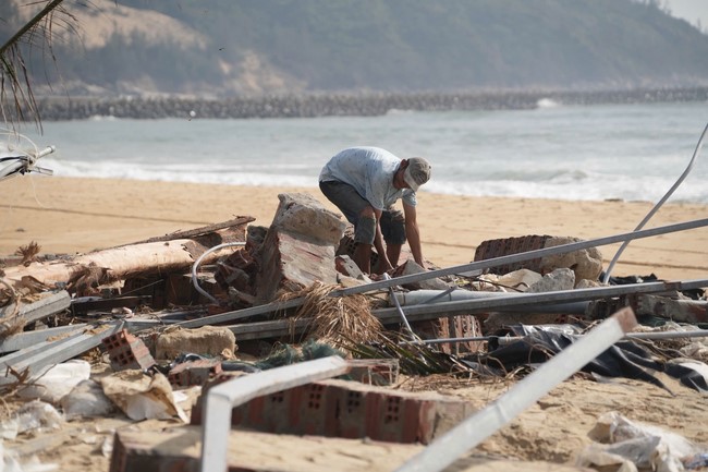 Từ thiện: Cứu trợ sau bão lũ tại tỉnh Gia Lai (tỉnh Bình Định cũ)