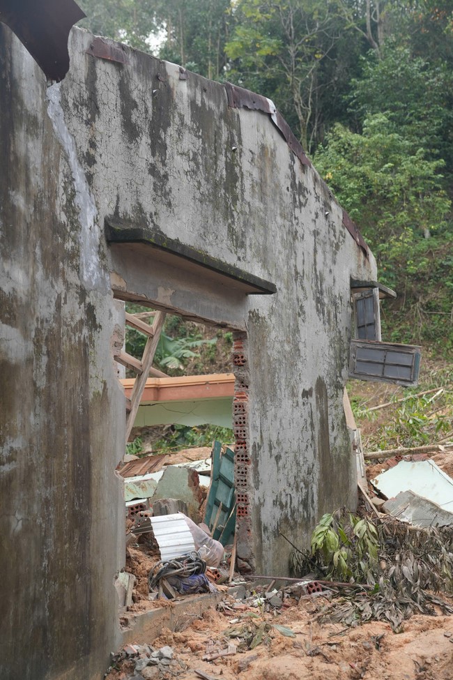 Từ thiện: Cứu trợ sau bão lũ tại Đà Nẵng