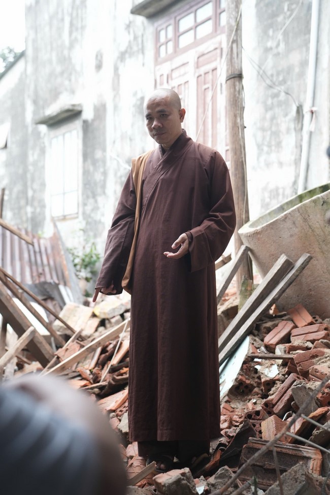 Từ thiện: Cứu trợ sau bão lũ tại Đà Nẵng