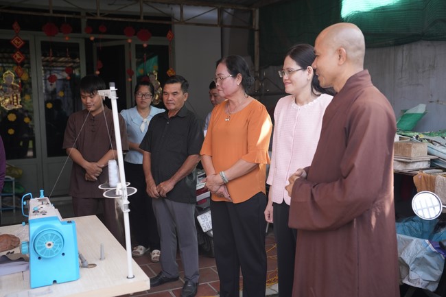 Chương trình từ thiện “Phương tiện nghĩa tình”