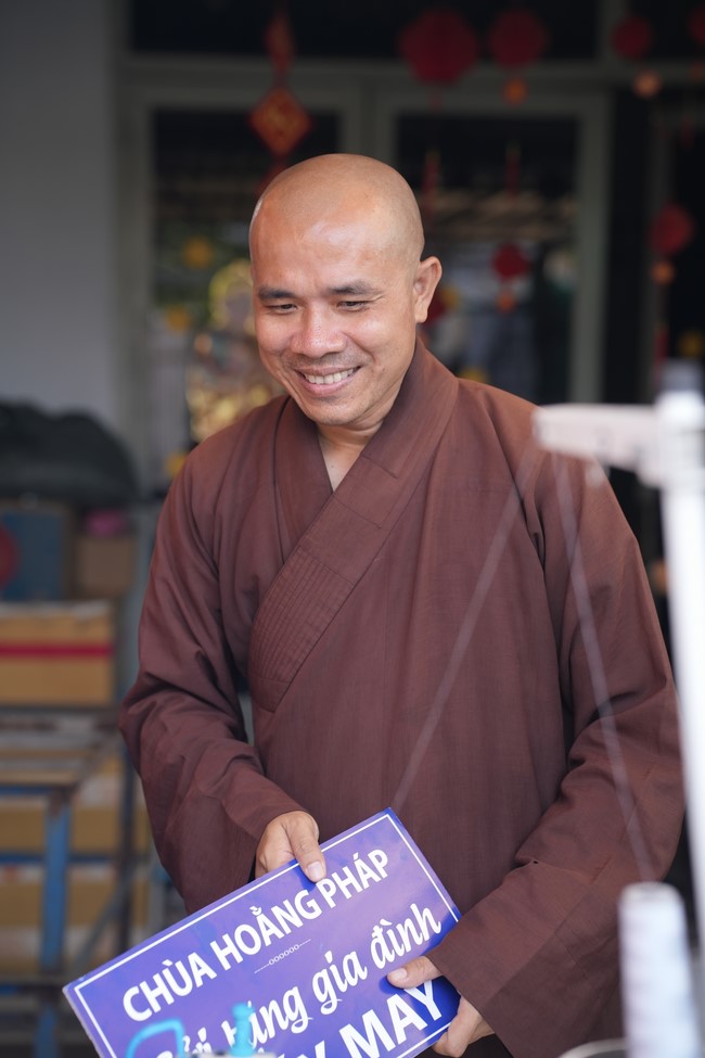 Chương trình từ thiện “Phương tiện nghĩa tình”