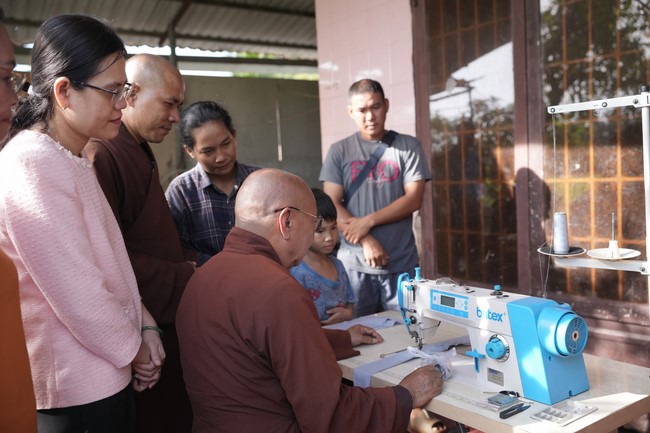 Chương trình từ thiện “Phương tiện nghĩa tình”