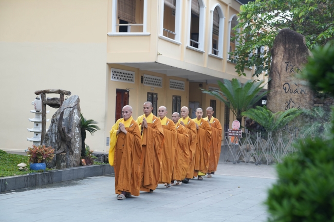 Khoá tu niệm Phật một ngày