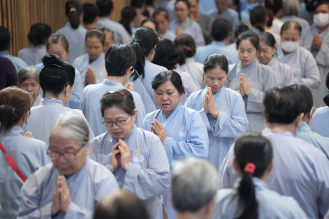 Khoá tu niệm Phật một ngày