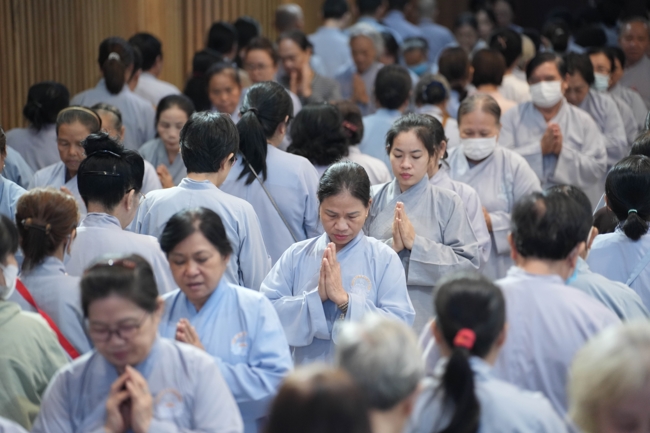 Khoá tu niệm Phật một ngày