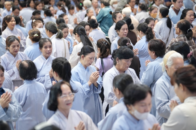 Khoá tu niệm Phật một ngày