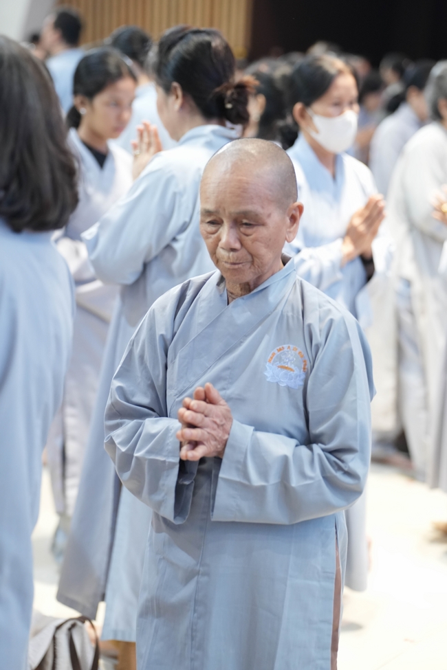 Khoá tu niệm Phật một ngày