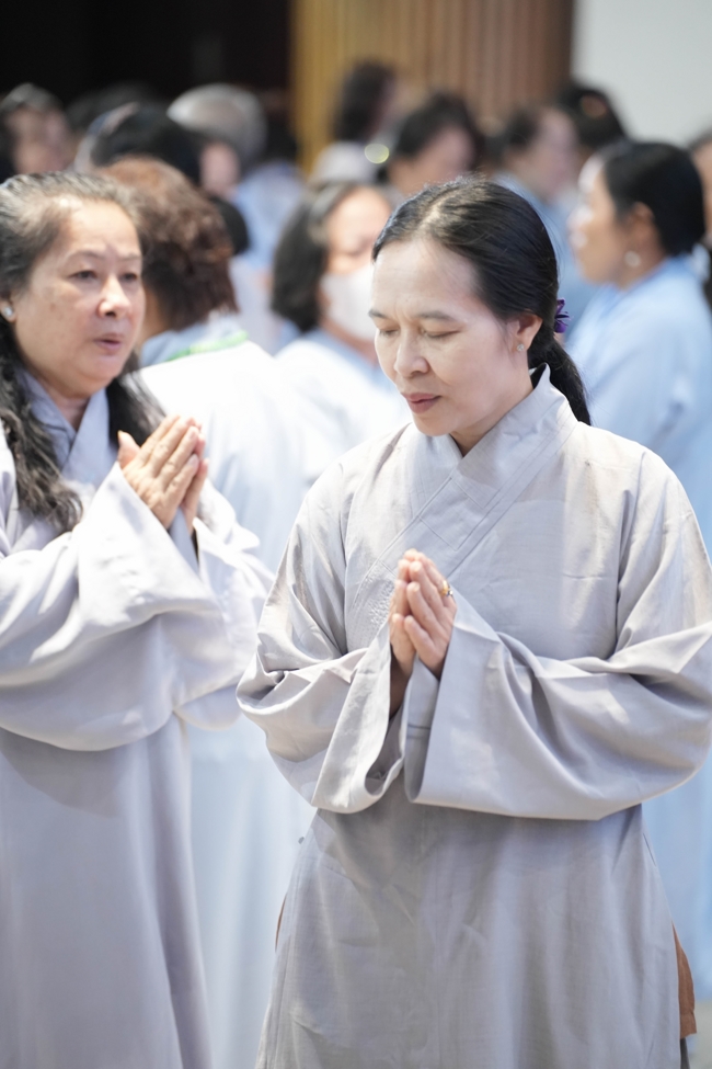 Khoá tu niệm Phật một ngày