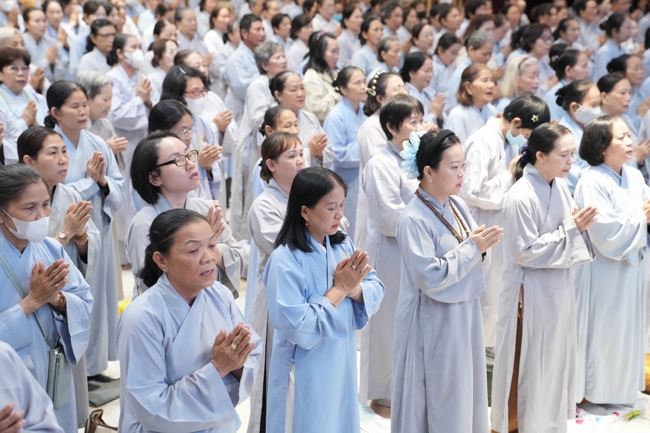 Khoá tu niệm Phật một ngày