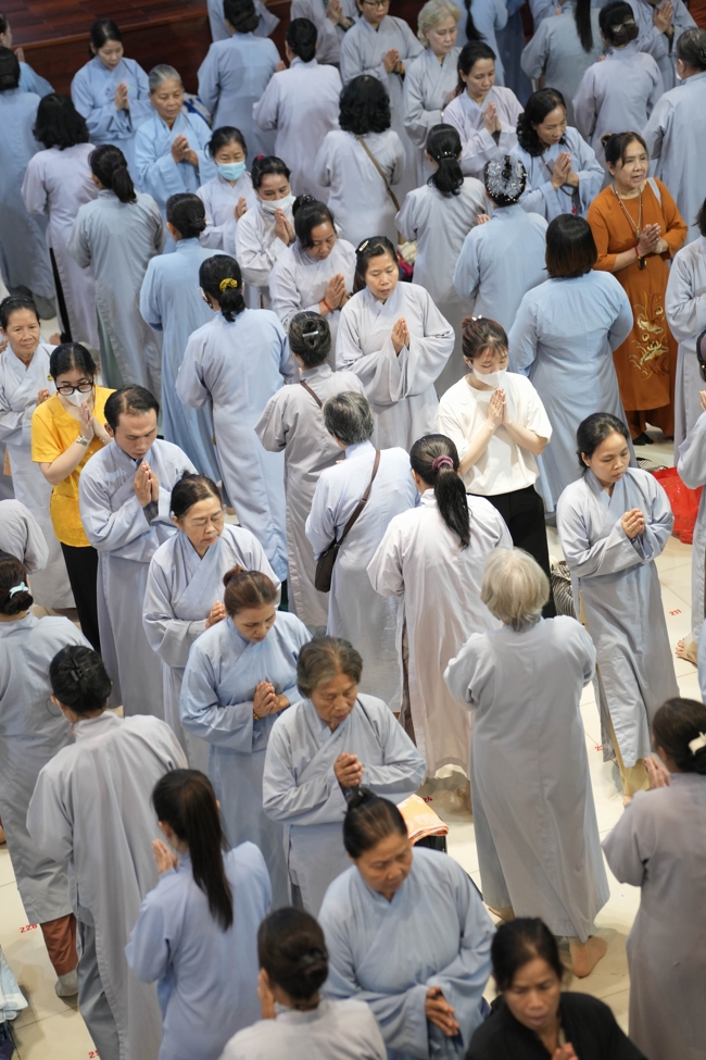 Khoá tu niệm Phật một ngày