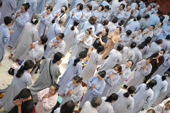 Khoá tu niệm Phật một ngày