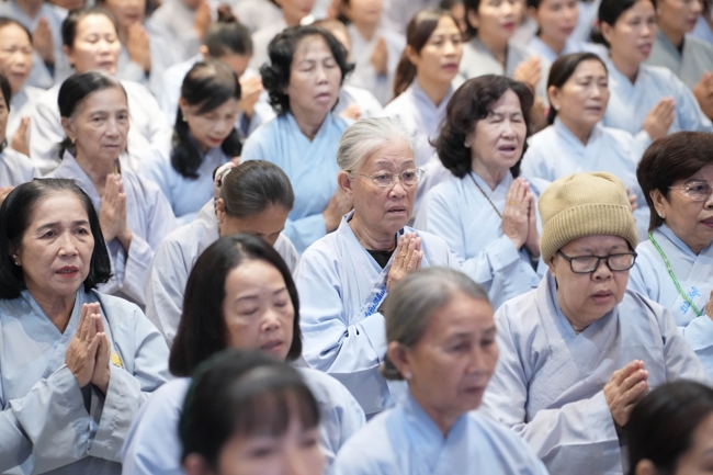 Khoá tu niệm Phật một ngày