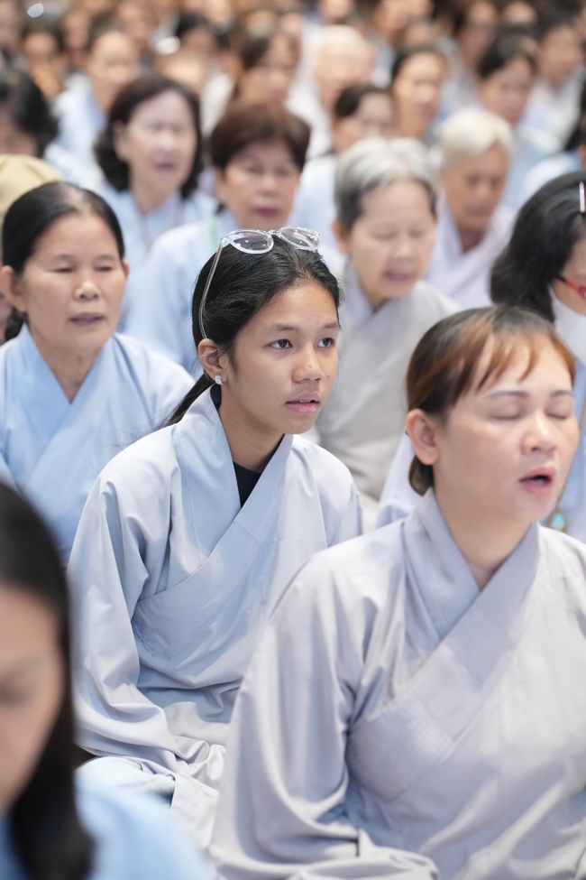 Khoá tu niệm Phật một ngày